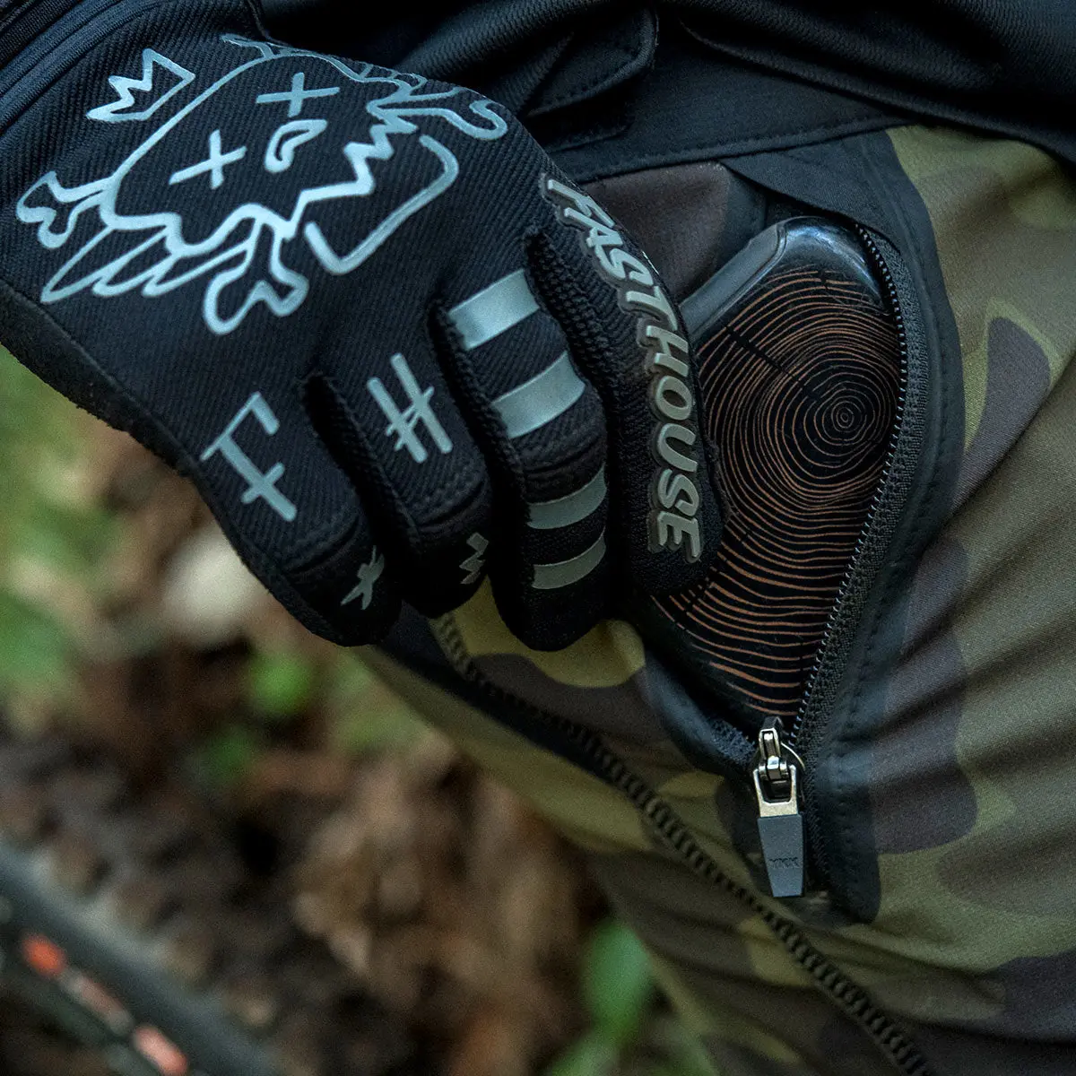 Crossline 2.0 Short - Camo - Image 3