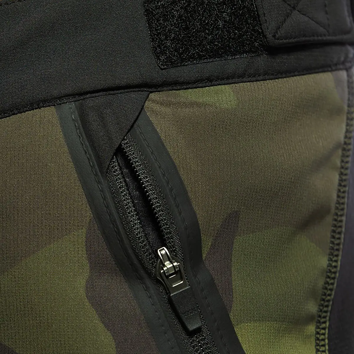 Crossline 2.0 Short - Camo - Image 6