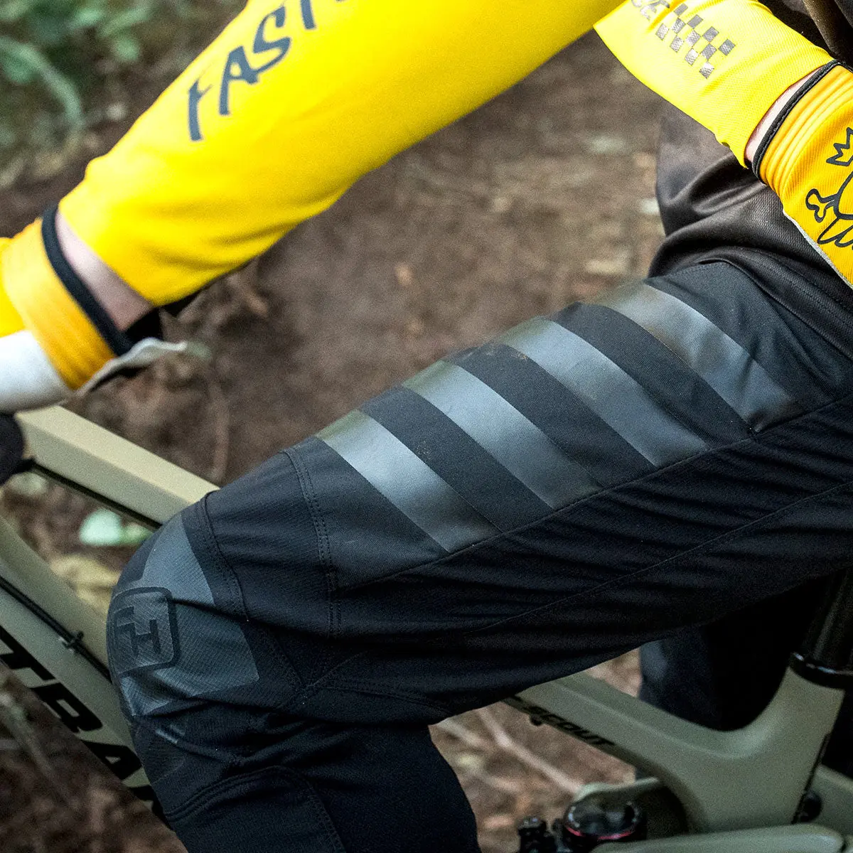 Fastline 2.0 MTB Pant - Black - Image 4