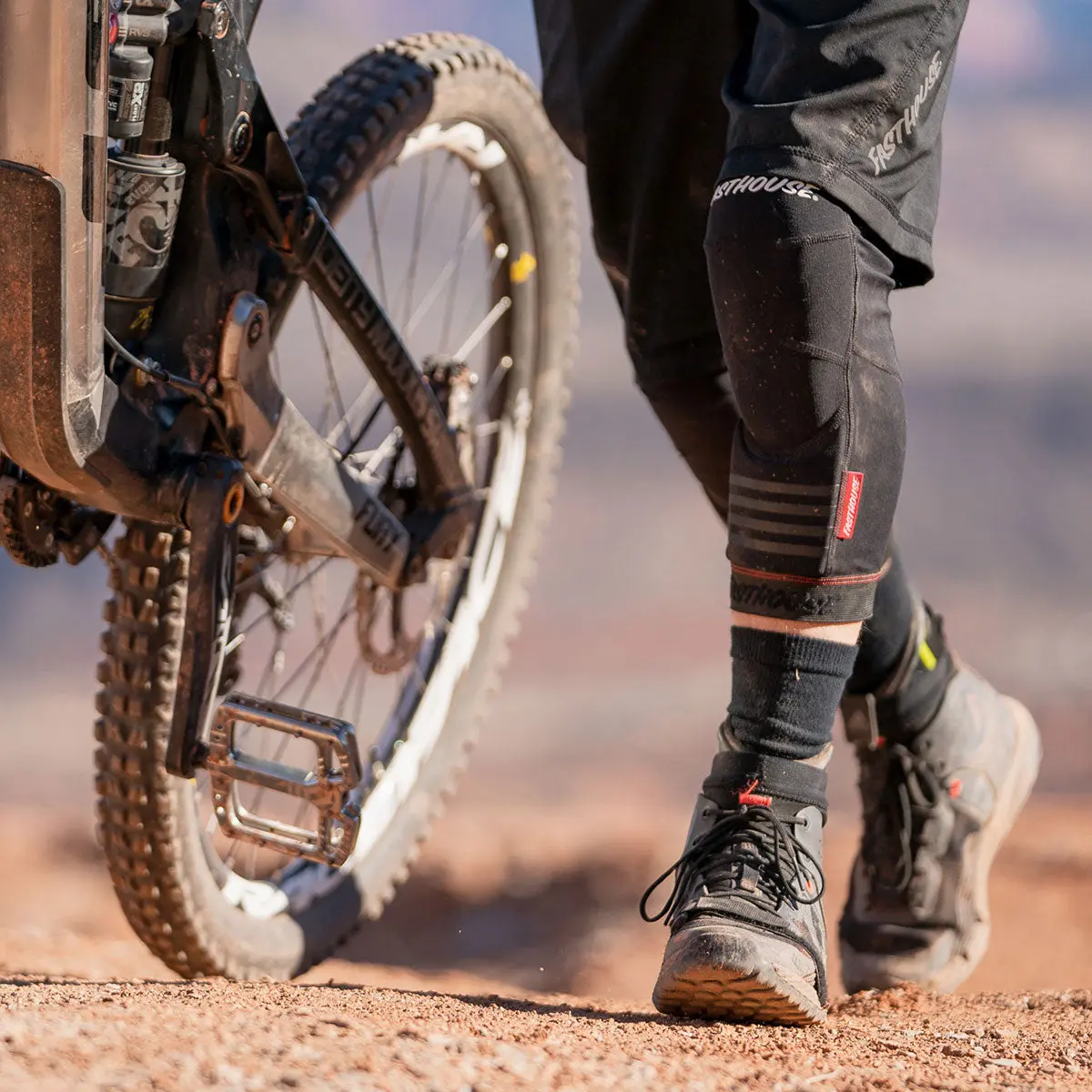 The Hooper Knee Pads - Image 3